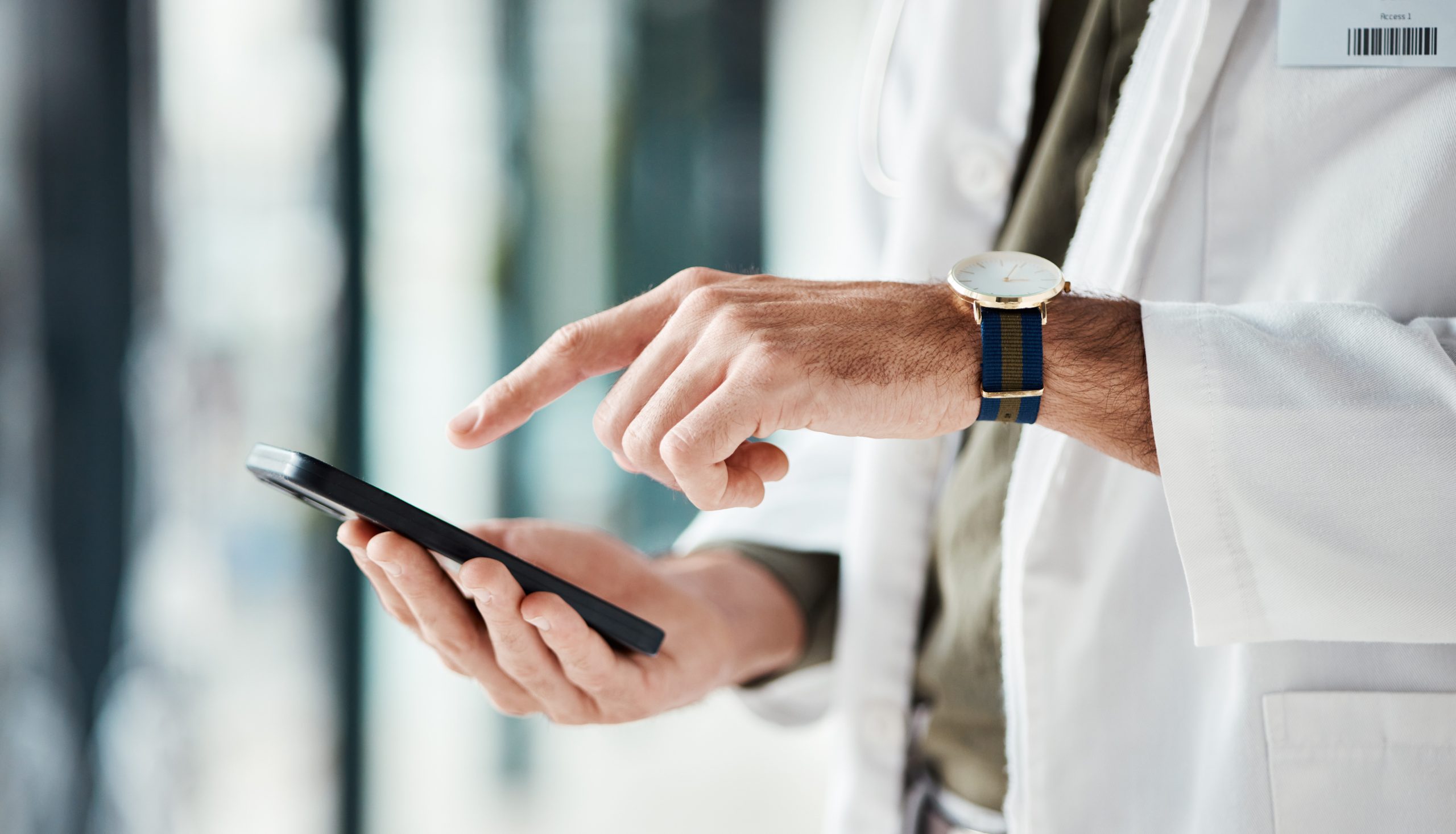 Doctor using technology for planning and governance
